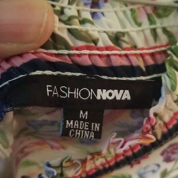 Fashion Nova Mock Neck Long Sleeve Mock Neck Boho Blouse W/Elastic Sleeve Sz.M - Picture 12 of 14